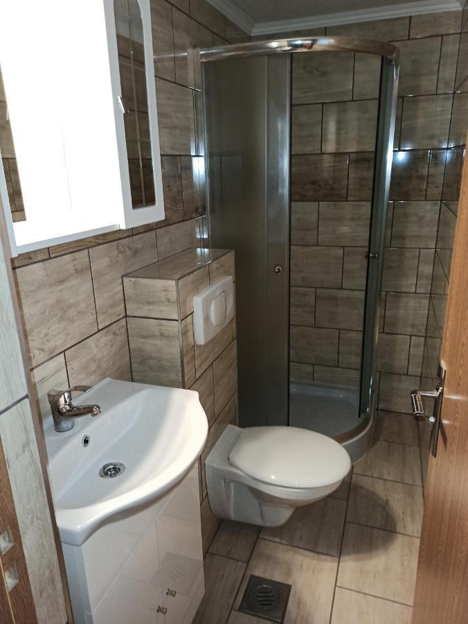 Aniko Apartmanhaz Balatonföldvár Exterior foto