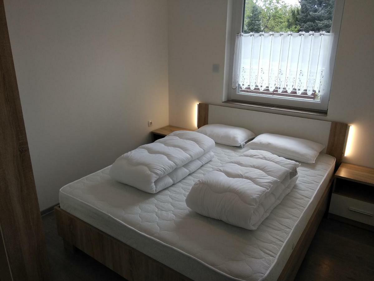 Aniko Apartmanhaz Balatonföldvár Exterior foto